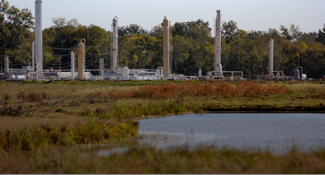 Oil derricks